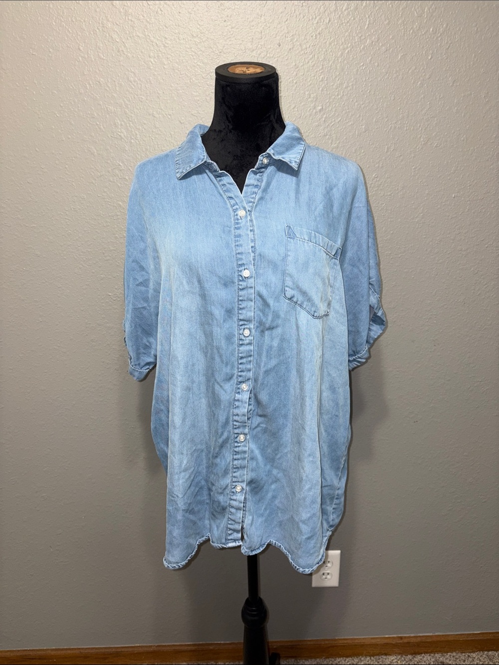 Cato Light Chambray Shirt - Light Blue